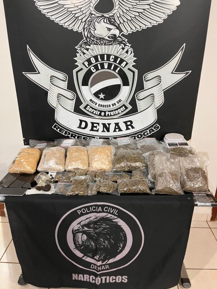 Polícia Civil flagra transação de drogas e prende usuário e traficantes no Jardim São Lourenço em Campo Grande