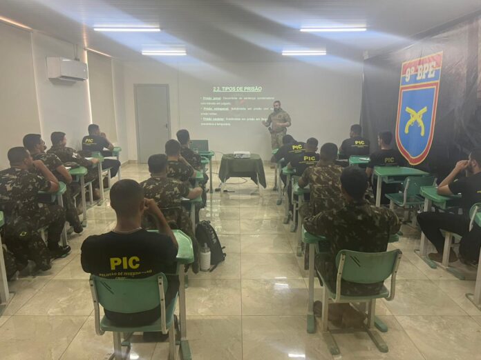 Polícia Civil ministra instrução para o estágio de Operações de Polícia Civil ministra instrução para o estágio de Operações de Detenção de Custódia para o Exército