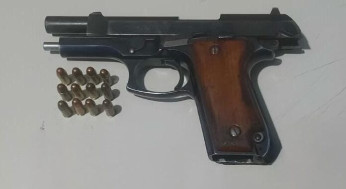 Polícia Militar em Sonora prende homem armado  após discussão em bar da cidade