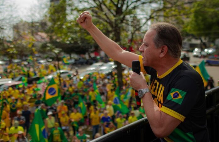 1533167e-eda7-4b62-9bef-b8c74140c6bb