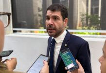 Por unanimidade, Assembleia aprova atualização da lei sobre deficiência auditiva proposta por Jamilson Name