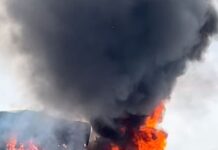 Carretas batem de frente, explodem e motorista morre carbonizado