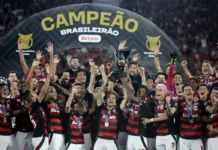 Flamengo derrota Ceará e coroa ano mágico com título Brasileiro