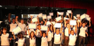 Lidio Lopes participa da formatura do TransformaSom e reforça apoio ao projeto social que transforma vidas através da música