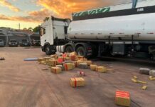 Carreta com 8 toneladas de drogas e arma de uso restrito é interceptada pela PF em MS