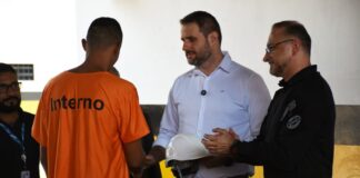 Curso de encanador capacita 140 detentos e reforça política de ressocialização em presídios de Campo Grande