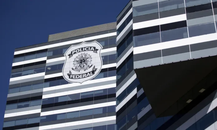PF prende suspeito em operação contra abuso sexual infantojuvenil em Campo Grande PF prende suspeito em operação contra abuso sexual infantojuvenil em Campo Grande