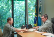 Riedel convoca reunião com militares após pedido de Coronel David