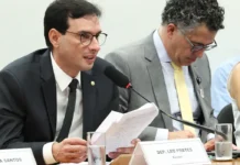 Fim da escala 6×1: relator propõe que um dia de folga seja no domingo