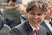 Projeto de Paulo Duarte amplia transparência para consumidores de energia solar em MS