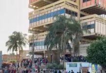 Último dia para regularizar título eleitoral provoca fila gigantesca em Campo Grande