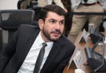 Jamilson Name cobra operação tapa-buracos na região do Nova Lima