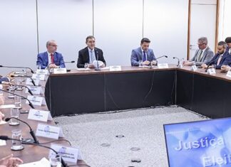TSE e partidos políticos firmam acordo pela integridade das Eleições 2026