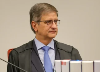 PGR defende manutenção da prisão domiciliar concedida a Bolsonaro