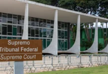 Moraes marca para 28 de julho depoimento de Flávio Bolsonaro à PF
