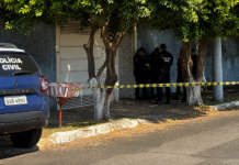 Filho encontra pai e mãe mortos dentro de casa em Campo Grande