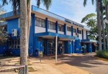 Criminosos chamam jovem no portão de casa e atiram à queima-roupa em Dourados