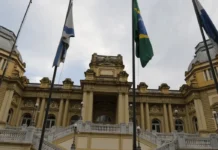 STF marca para 19 de agosto julgamento sobre sucessão no governo do RJ