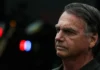 Bolsonaro pede autorização ao STF para sair de casa e passar por consulta com dentista