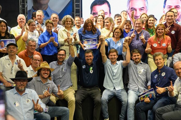 Prefeitos de MS manifestam apoio à reeleição de Riedel em encontro com governador