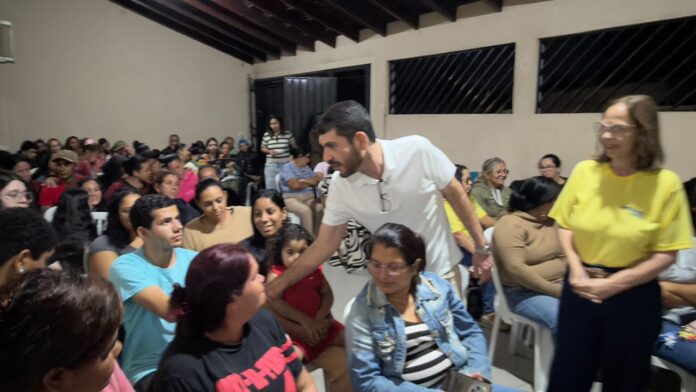 Jamilson Name participa de reunião com moradores e recebe reivindicações do Nova Lima Jamilson Name participa de reunião com moradores e recebe reivindicações do Nova Lima