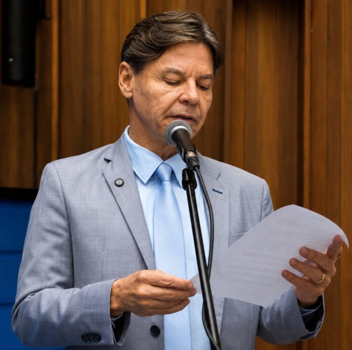 Paulo Duarte propõe Comenda do Mérito Legislativo Benedito Ruy Barbosa