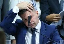 Moraes determina cassação da aposentadoria de ex-diretor da PRF