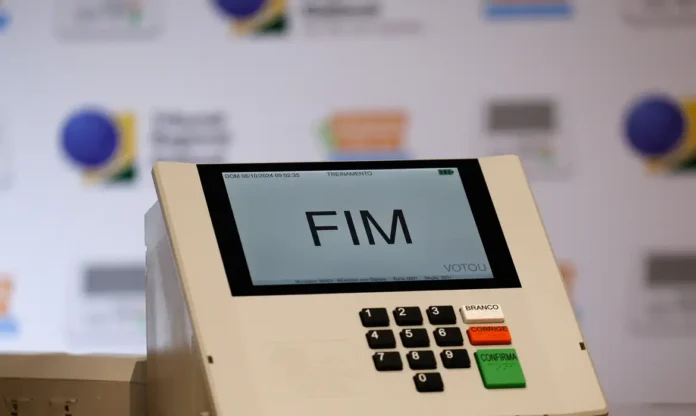 Eleitor tem até esta quinta para pedir voto em trânsito nas eleições de 2026 Eleitor tem até esta quinta para pedir voto em trânsito nas eleições de 2026