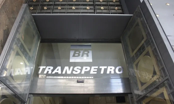 Transpetro abre concurso público com salário inicial de até R$ 15 mil Transpetro abre concurso público com salário inicial de até R$ 15 mil