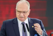 Crise no STF aumenta após acusações de Moraes contra Mendonça no caso Master