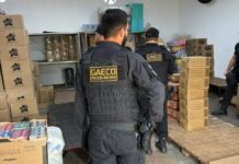 Operação Colete de Troia mira policiais penais suspeitos de facilitar entrada de drogas e celulares em presídio de MS