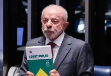 Lula defende fim de imposto sobre carne e feijão e apoia redução da escala 6×1 em Minas Gerais
