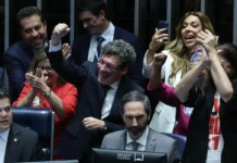 Senado aprova fim da escala 6×1 e redução da jornada de trabalho